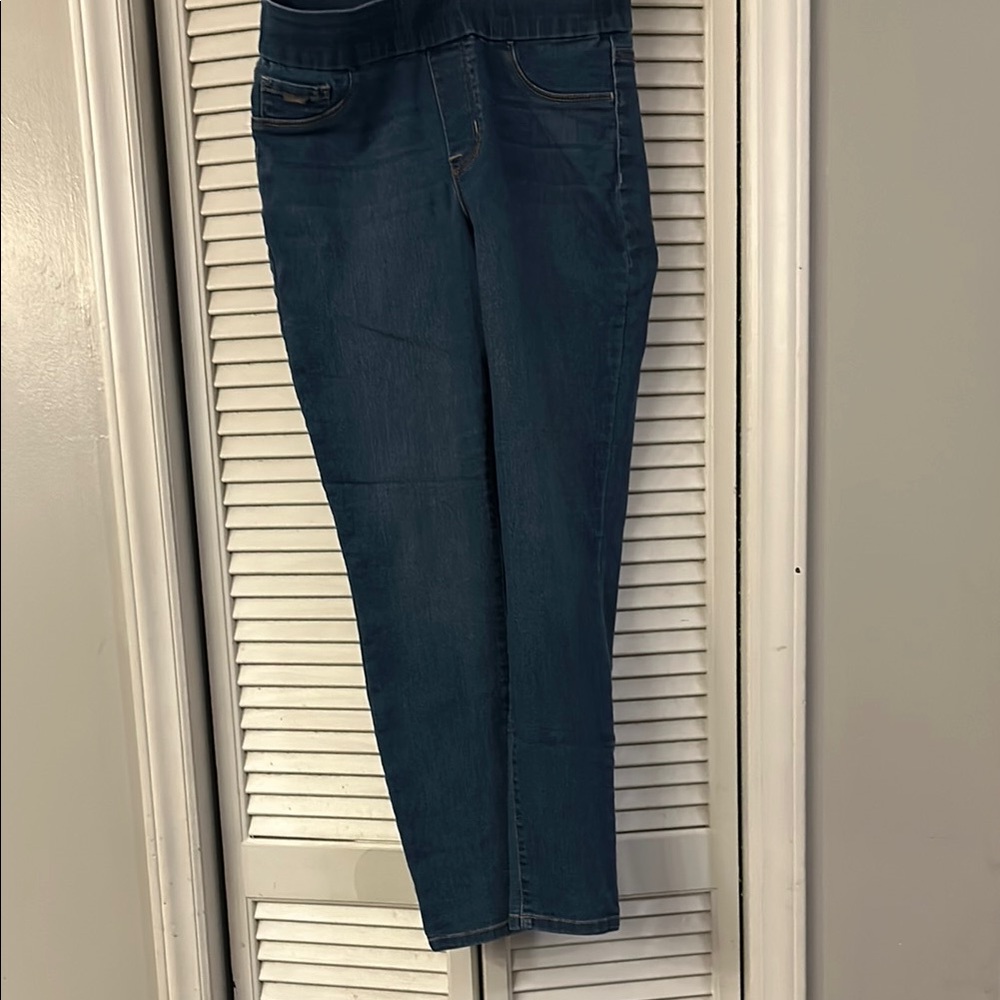 Women's Blue Jeans